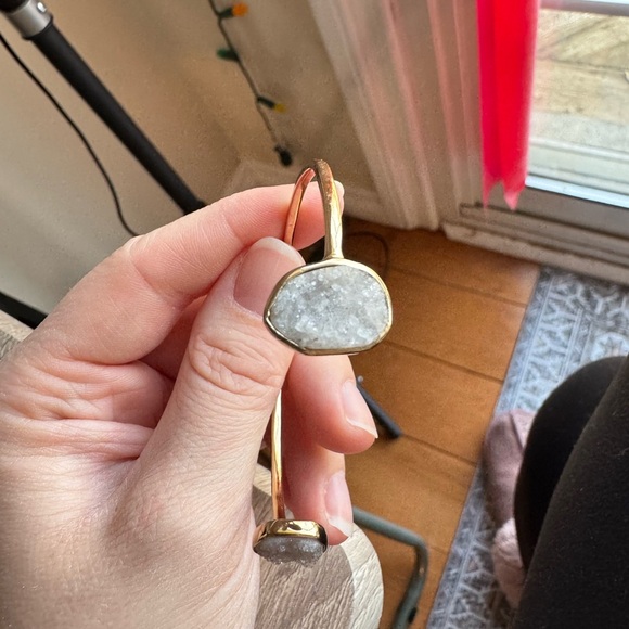 Stella and Dot Crystal Gold Bangle Bracelet - Picture 2 of 5